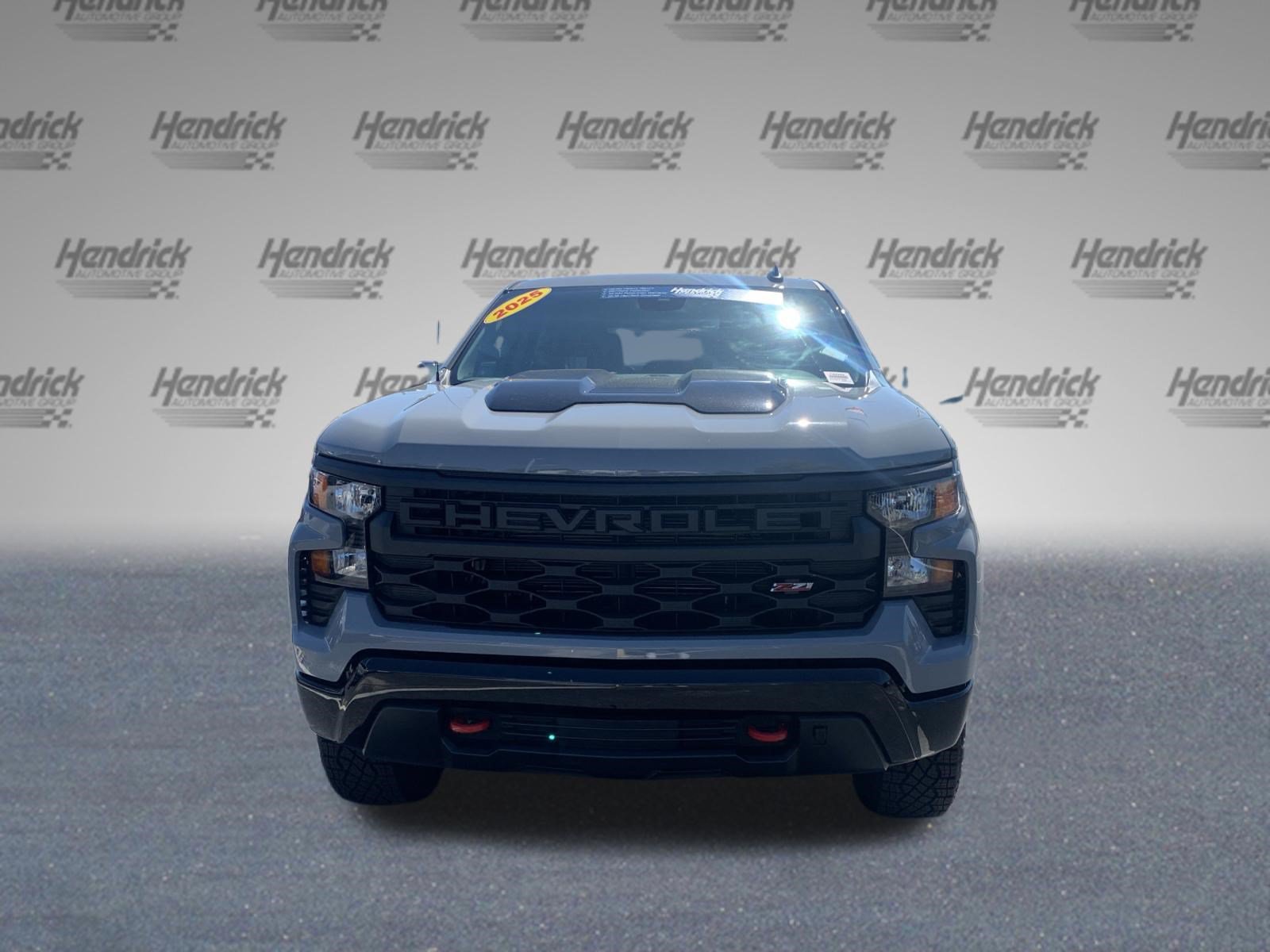 Used 2025 Chevrolet Silverado 1500 Custom Trail Boss AWD/4WD image 3
