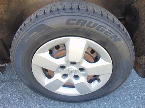 Used 2013 Nissan Rogue S image 6