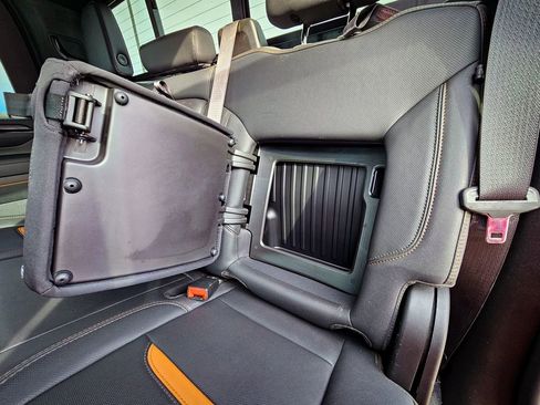 Certified 2024 GMC Sierra 2500 AT4 w/ AT4 Preferred Package image 34