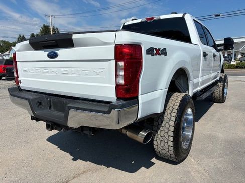 Used 2022 Ford F250 XLT AWD/4WD image 5