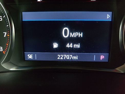 Used 2023 Chevrolet Traverse LT AWD/4WD image 22