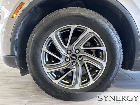 Used 2020 Lincoln Aviator 2WD image 12