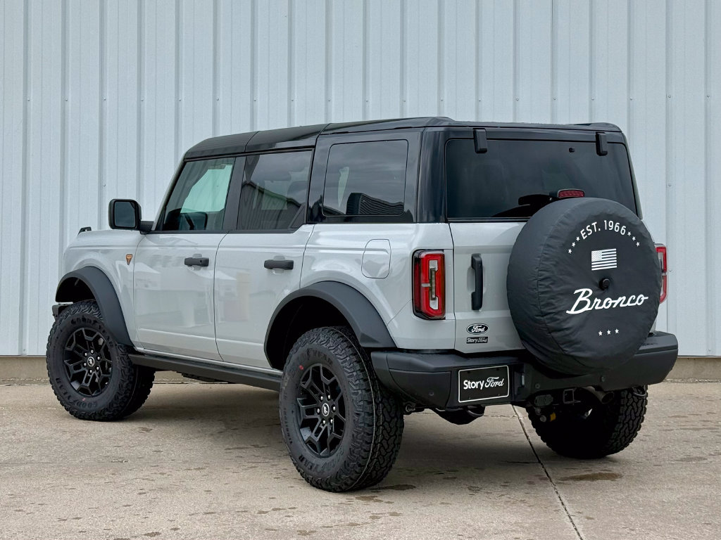 New 2026 Ford Bronco Badlands AWD/4WD image 4