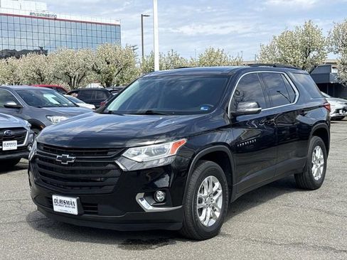 Certified 2021 Chevrolet Traverse LT image 5