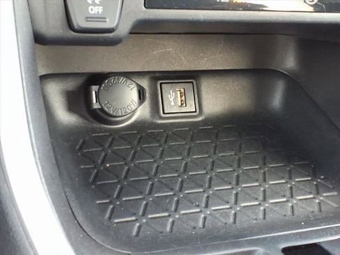 Used 2024 Toyota RAV4 XLE image 12