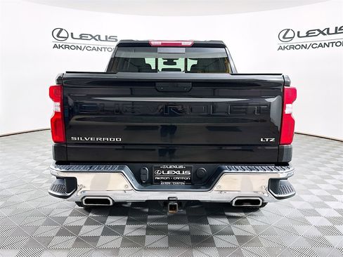 Used 2022 Chevrolet Silverado 1500 LTZ w/ LTZ Premium Package image 10