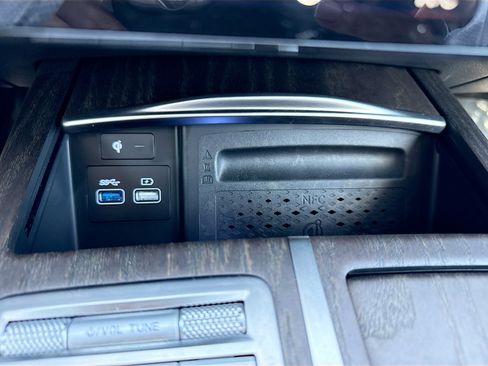 Used 2024 Genesis G80 image 29