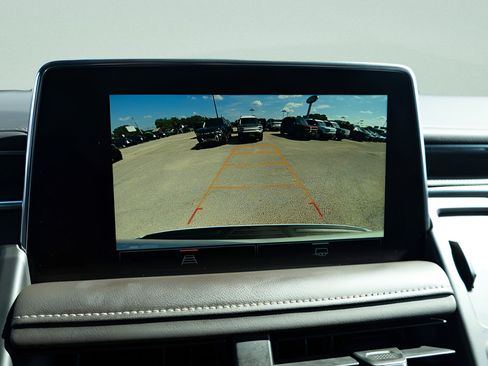 Used 2022 GMC Yukon SLT AWD/4WD image 27