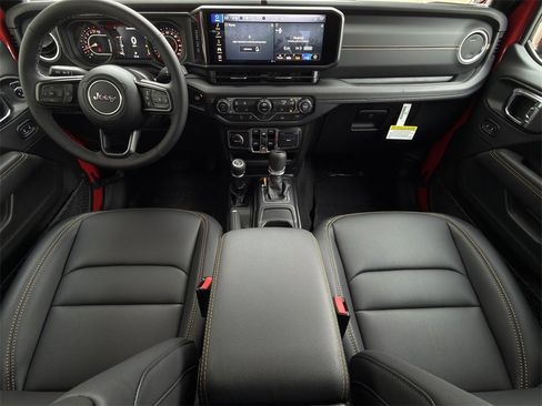 New 2025 Jeep Gladiator Sport image 10