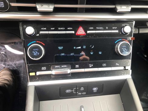 New 2026 Hyundai Santa Fe SE AWD/4WD image 18