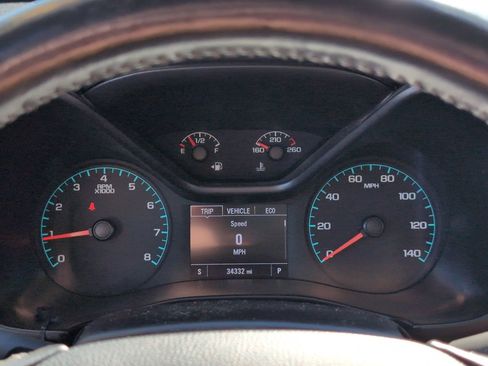 Used 2022 Chevrolet Colorado LT w/ Fleet Safety Package image 18