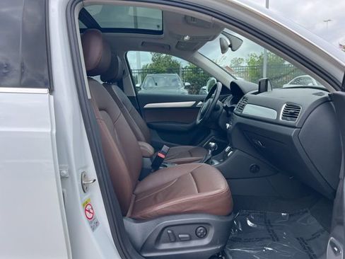 Used 2015 Audi Q3 2.0T Prestige image 29