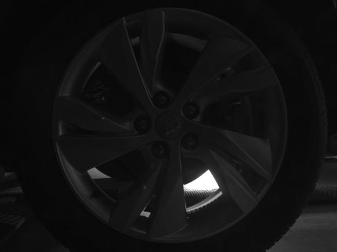 Certified 2024 Buick Encore GX Preferred FWD image 15