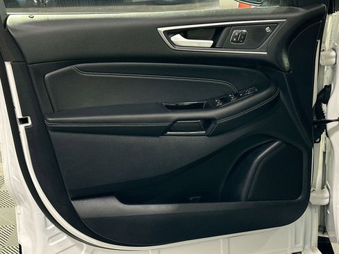 Used 2020 Ford Edge Titanium w/ Equipment Group 301A image 15