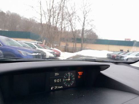 Used 2018 Subaru Forester 2.5i Premium image 21