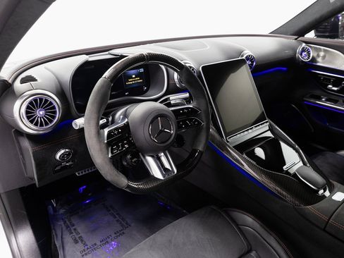 Used 2024 Mercedes-Benz SL 63 AMG 4MATIC image 10