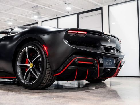 Used 2025 Ferrari 296 GTS RWD image 11