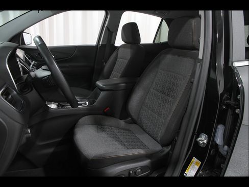 Certified 2024 Chevrolet Equinox LT FWD image 5