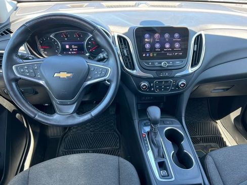 Used 2022 Chevrolet Equinox LT AWD/4WD image 3