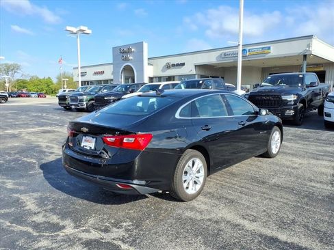Used 2024 Chevrolet Malibu LT image 3