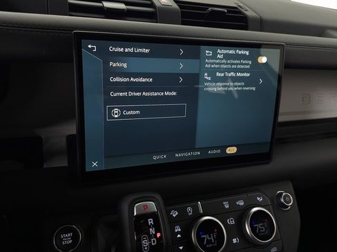 Used 2025 Land Rover Defender 110 S image 27