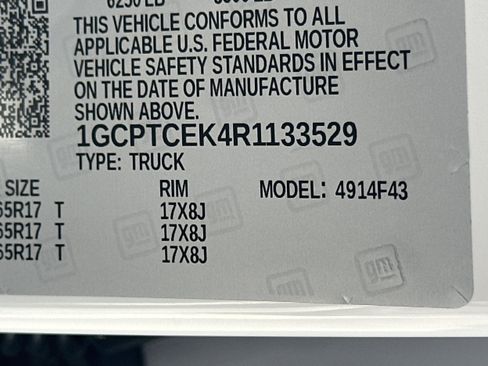 Used 2024 Chevrolet Colorado LT w/ LT Convenience Package II AWD/4WD image 31