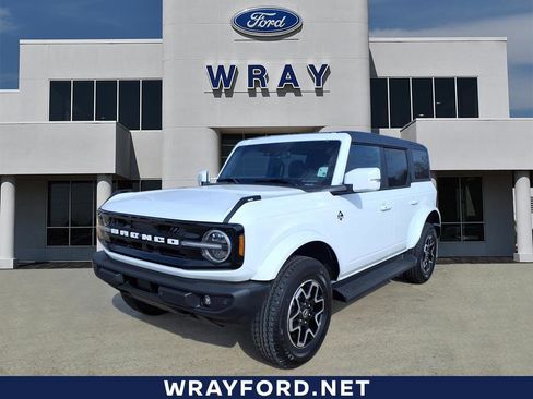 New 2025 Ford Bronco Outer Banks image 1