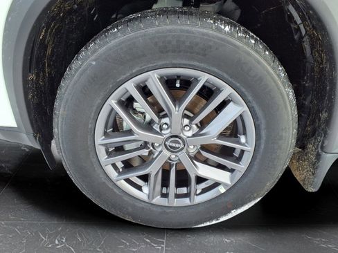 New 2026 Nissan Rogue S image 30