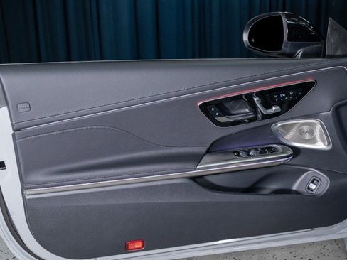 Certified 2026 Mercedes-Benz CLE 300 4MATIC Cabriolet image 18