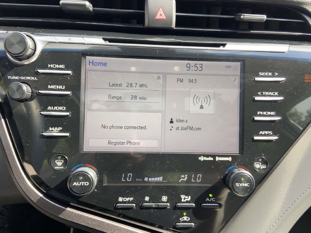 Used 2019 Toyota Camry XSE FWD image 18