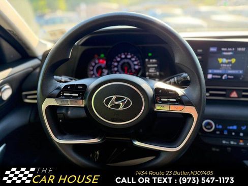Used 2023 Hyundai Elantra SEL FWD image 23
