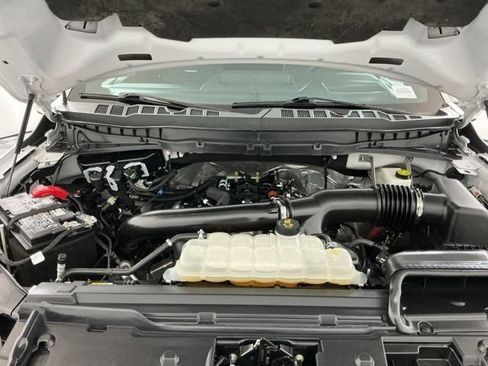 Certified 2025 Ford F150 Platinum AWD/4WD image 36