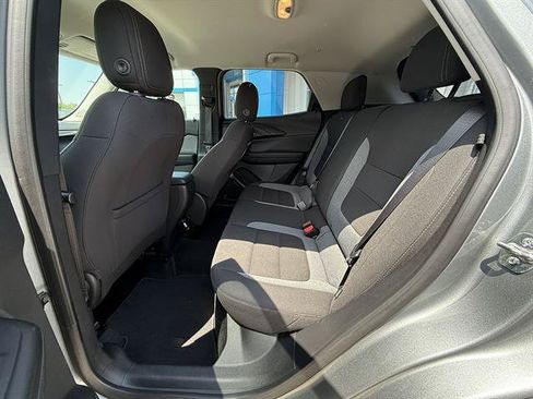 Certified 2025 Chevrolet TrailBlazer LT AWD/4WD image 23