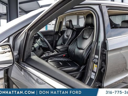 Certified 2024 Ford Edge Titanium AWD/4WD image 13