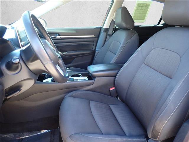 Used 2020 Nissan Altima 2.5 SV FWD image 10