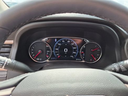 Used 2023 GMC Acadia Denali w/ Denali Ultimate Package FWD image 25