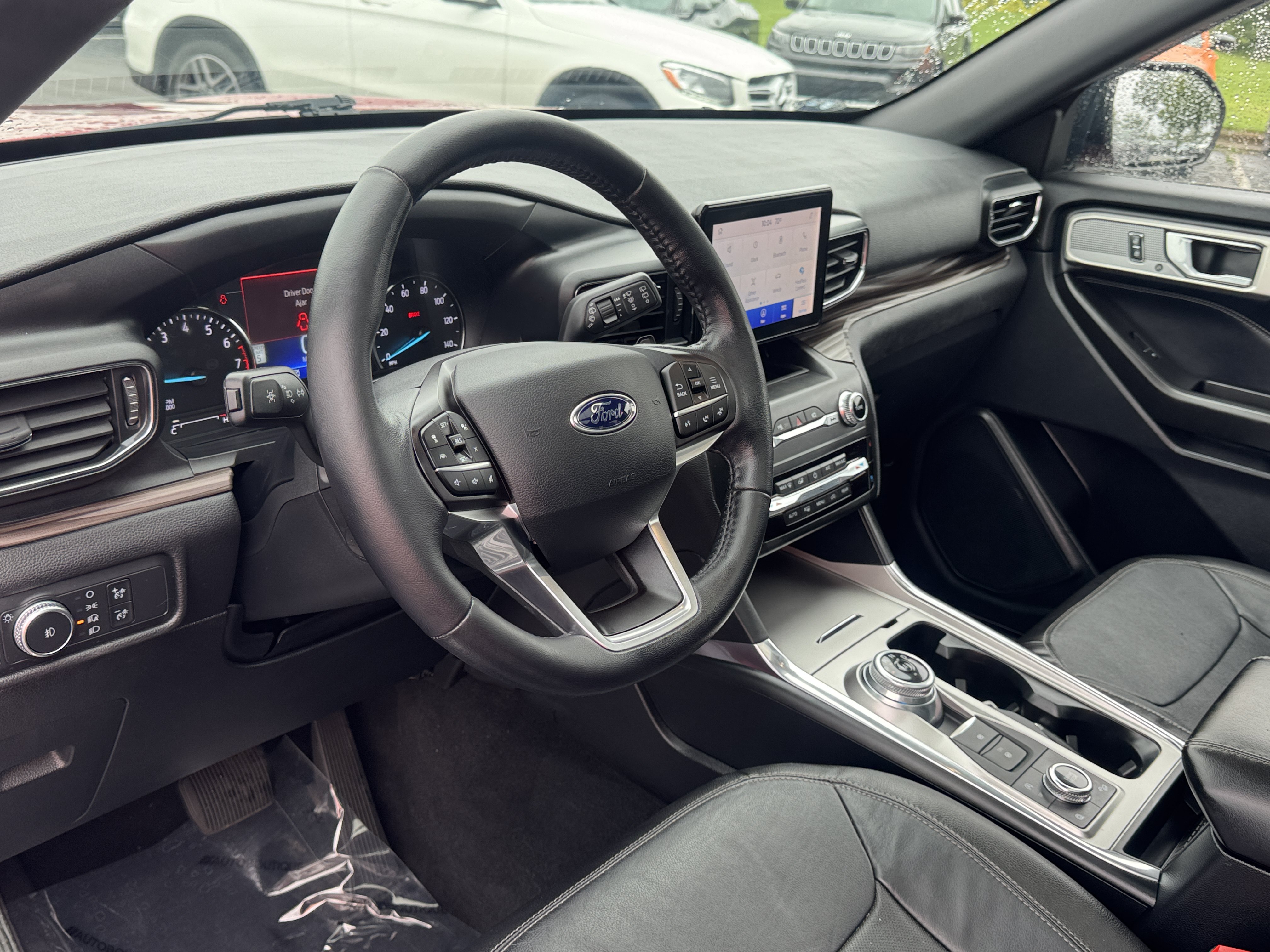 Used 2020 Ford Explorer Limited AWD/4WD image 7