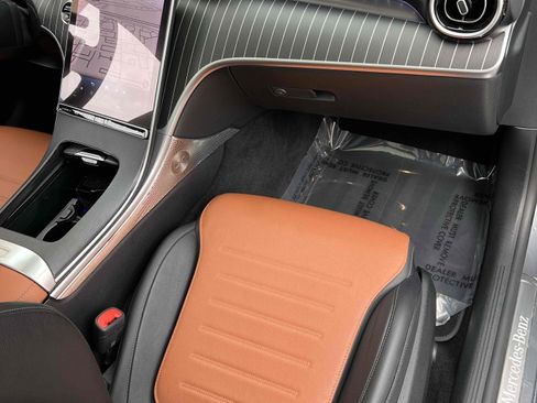 Used 2024 Mercedes-Benz C 300 Sedan image 45
