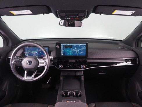 Used 2024 Honda Prologue EX image 3