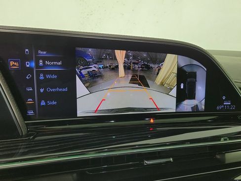 Certified 2022 Cadillac Escalade Sport AWD/4WD image 29