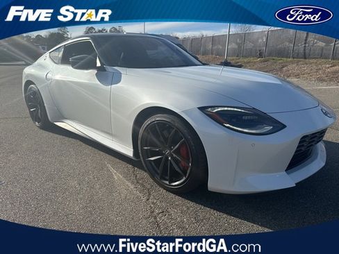 Used 2024 Nissan Z Performance w/ Floor Mat Package image 1