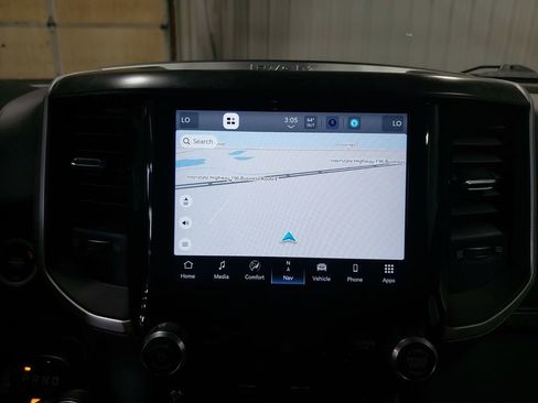Used 2022 RAM 1500 Big Horn AWD/4WD image 23