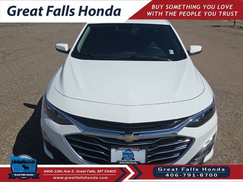 Used 2023 Chevrolet Malibu LS w/ Driver Confidence Package FWD image 2