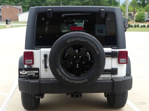 Used 2014 Jeep Wrangler Unlimited Sport w/ Quick Order Package 24S AWD/4WD image 36