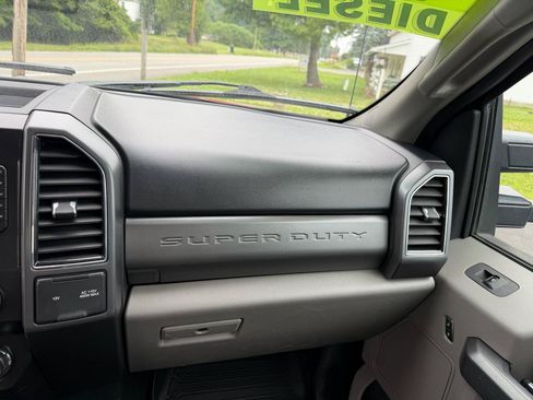 Used 2019 Ford F350 XLT w/ XLT Value Package AWD/4WD image 26
