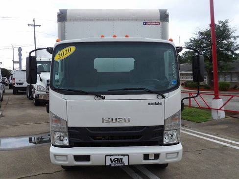 Used 2020 Isuzu NPR RWD image 5