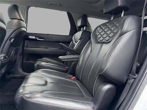 Used 2021 Hyundai Palisade Limited image 21