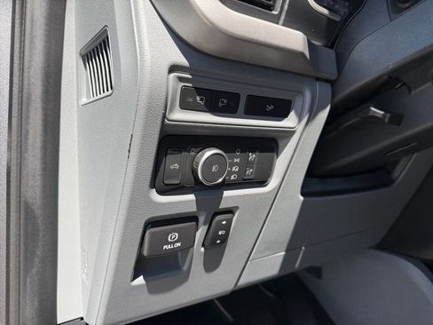 Used 2022 Ford F150 XLT w/ Equipment Group 302A High image 21