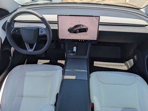 Used 2025 Tesla Model 3 Long Range RWD image 4
