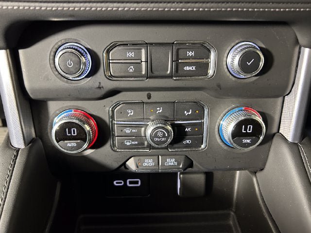 Used 2022 GMC Yukon SLE w/ Gmc Pro Safety Plus Package AWD/4WD image 20